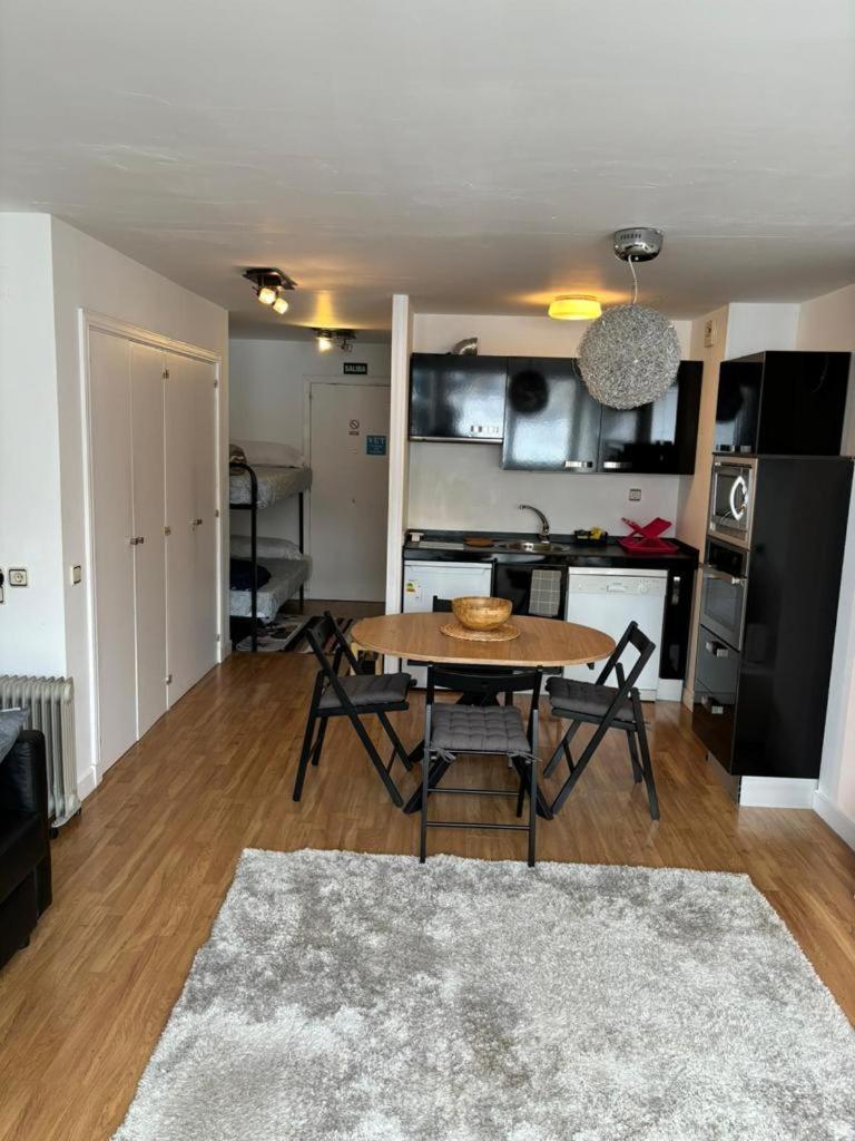 Apartamento Астун Экстерьер фото